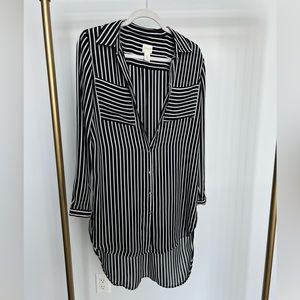 Chicos - size 0 - striped button up - sheer - pocket detail